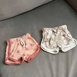 NWOT Little Co. Bundle Pink Floral Dolphin Short & Terry Tie Dye Short 3 months